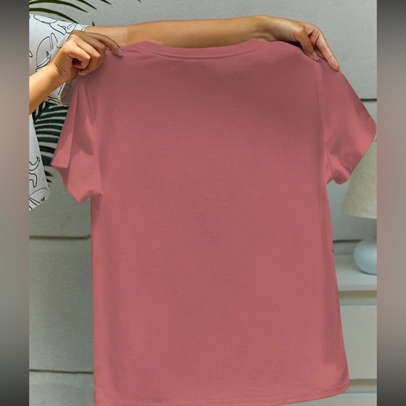 Christian Love Came Down Luke 2:11 Tee Shirt Faith Religious Rose Pink White - Picture 2 of 3